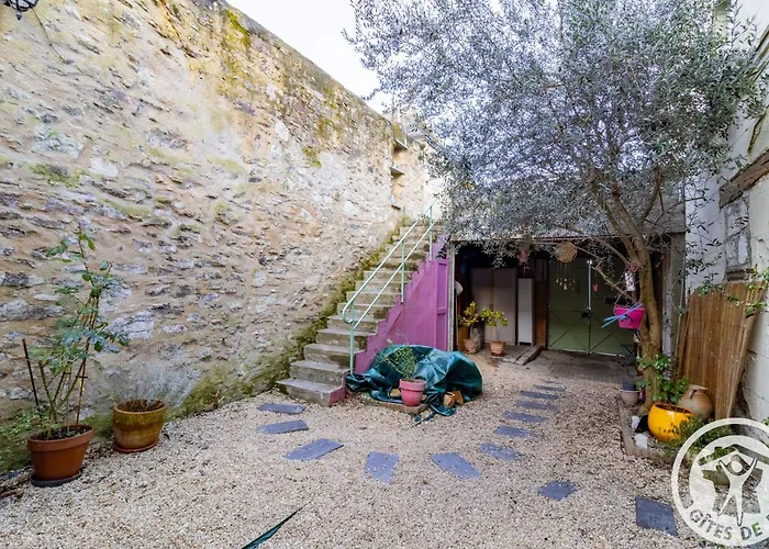 Chambre d'hôtes à Chalonnes-sur-Loire avec petit déjeuner - FR-1-622-119